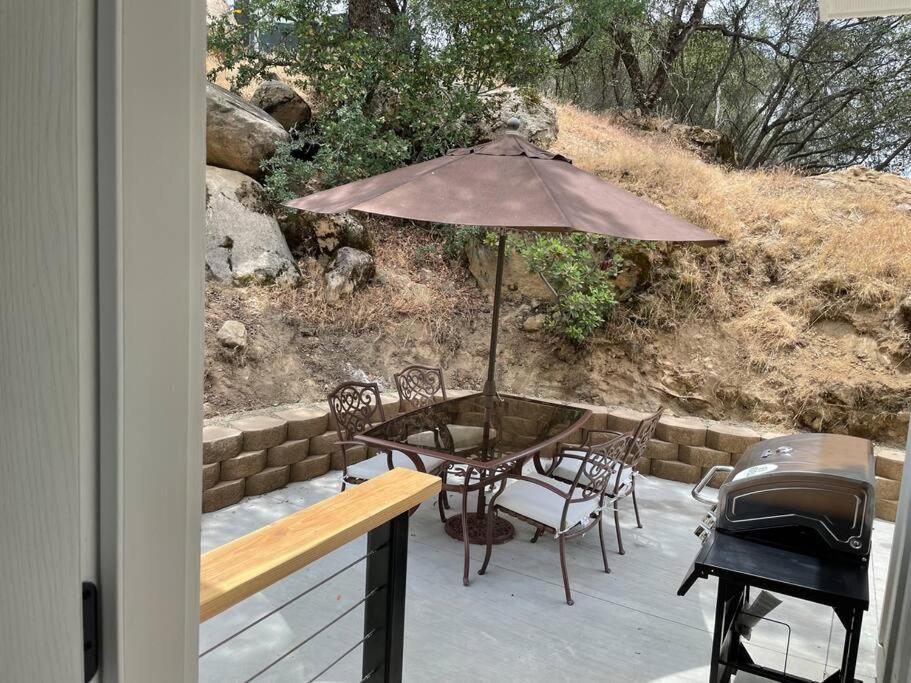 Soleil Luna 2 Miles From Sequoia Park Entrance Villa