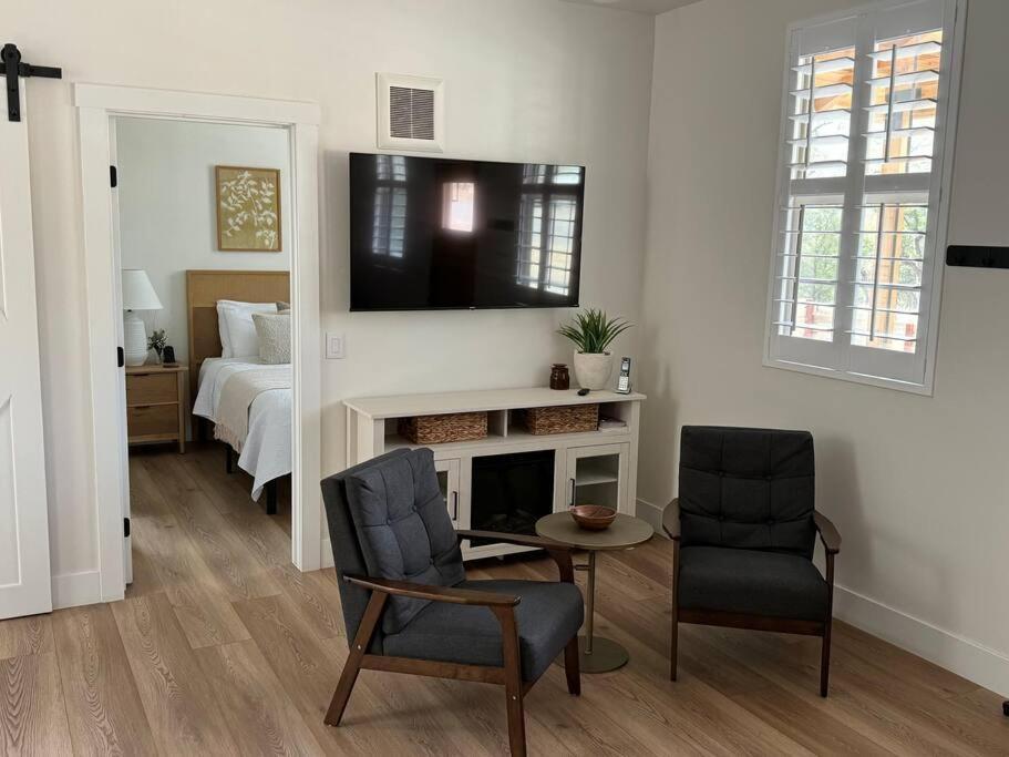 Soleil Luna 2 Miles From Sequoia Park Entrance Villa *